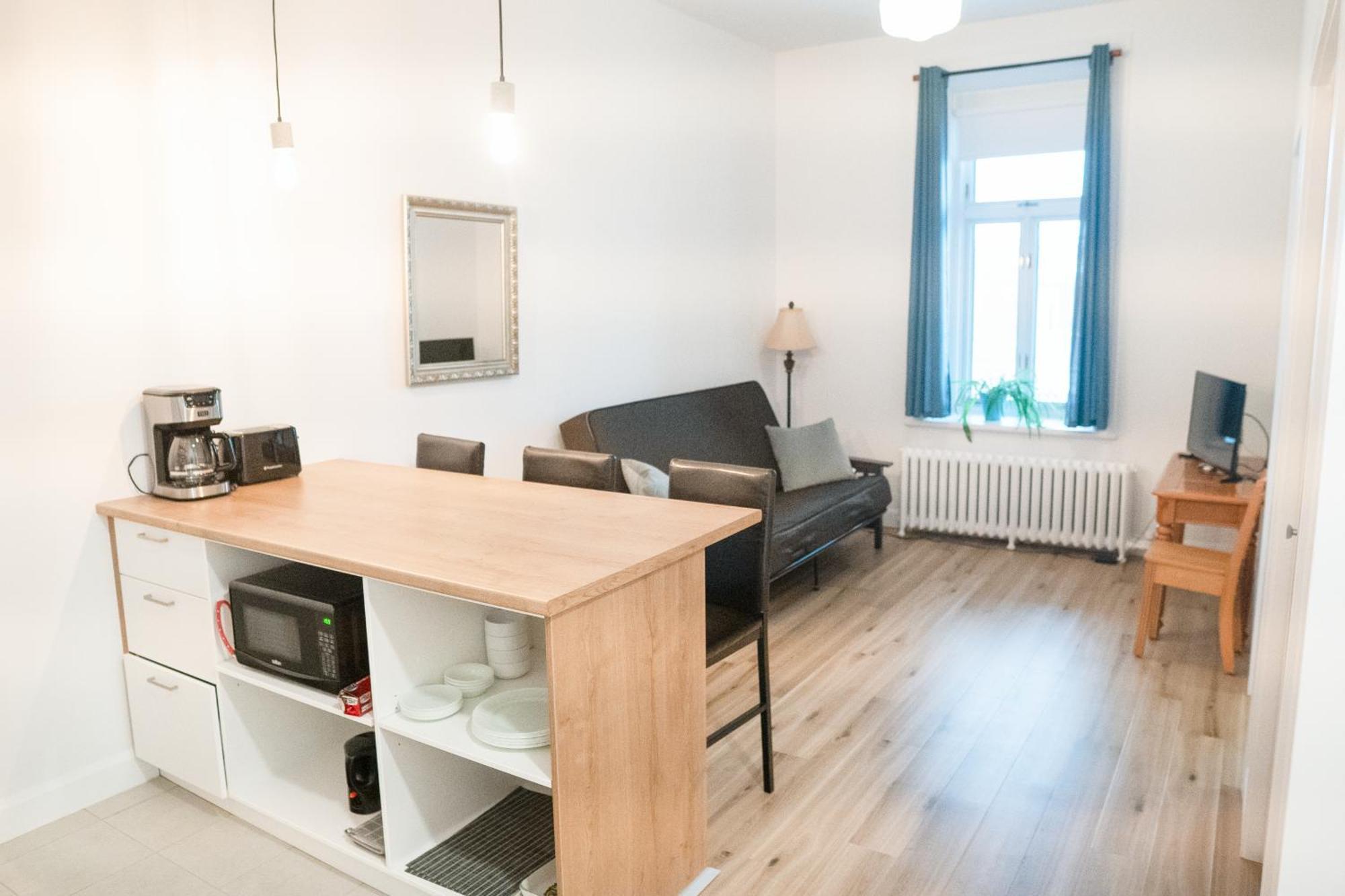 Auberge De Jeunesse Des Balcons Baie-Saint-Paul Eksteriør billede